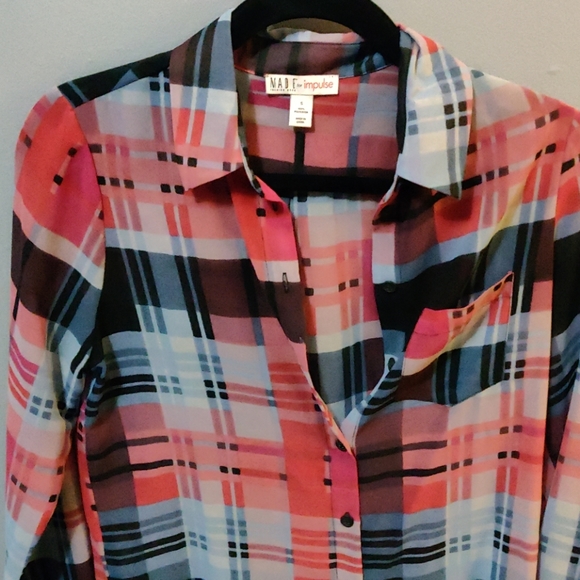 Sheer plaid blouse - Picture 2 of 5
